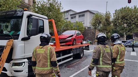 Fallece la mujer que fue arrollada por un camión grúa en un paso de