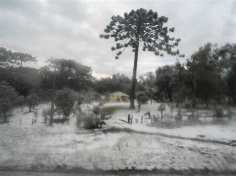 Momento Histórico na região de Santa Catarina e Paraná nevasca 23 07