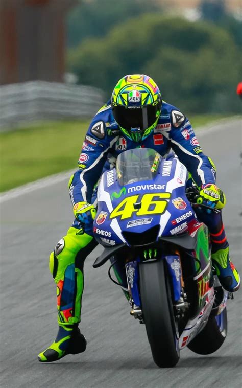 √ 46 Valentino Rossi