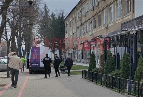 Video Felul De A Fi Bun Al Unui Ofer Al Familiei Safir S Sfidezi