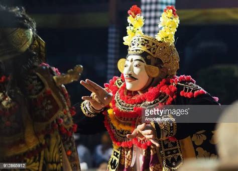 408 King Bali Stock Photos, High-Res Pictures, and Images - Getty Images