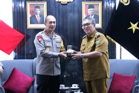 Pemkab Muara Enim Salurkan Hibah Rumdin Dansat Brimob Polda Sumsel