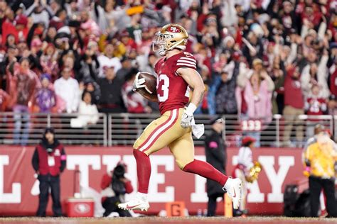 Watch Christian McCaffrey Breaks 39 Yard TD Run Vs Packers