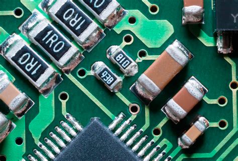 SMD резисторы - устройство, параметры и характеристики