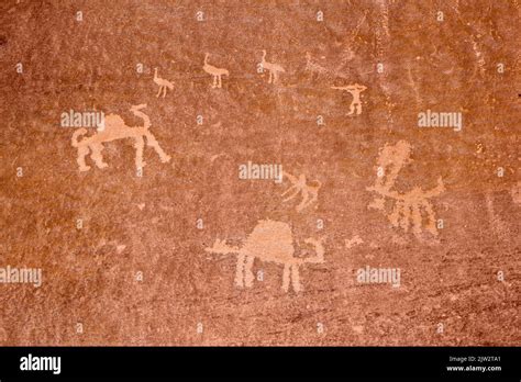 Pittura Rupestre Preistorica Nel Deserto Di Wadi Rum Un Sito Dell