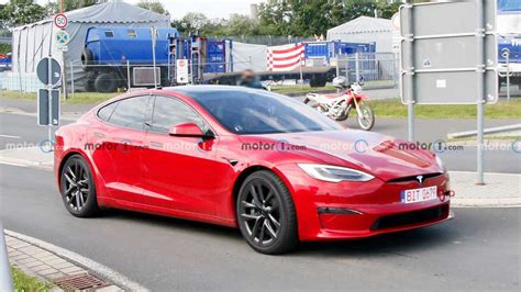 Tesla Model S Plaid Record En Vue Sur La Nordschleife