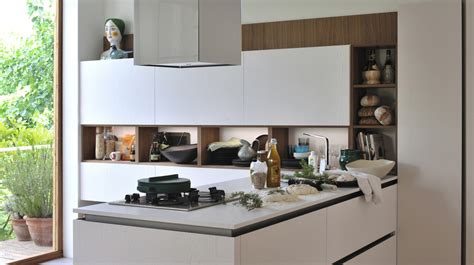 FORMARREDO DUE Veneta Cucine Milano Modello Oyster Pro Showroom