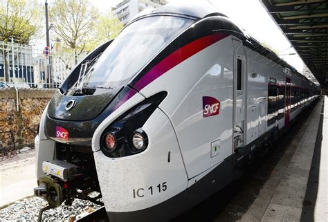 Panne G Ante La Gare Montparnasse Le Trafic Sncf Toujours Perturb