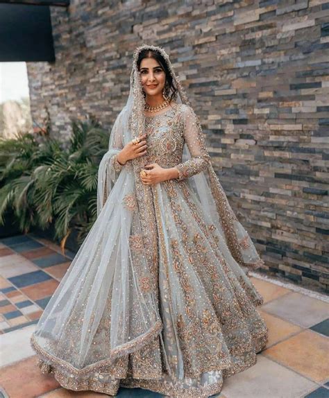 50 Pakistani Bridal Lehenga That Will Blow Your Mind