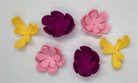 These Foam Flowers Are Fantastic And Easy The Crazy Cricut Lady