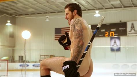 Tyler Seguin Nude And Sexy For ESPN Magazine Man Men