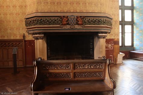 Banquette Et Chemin E Chateau De Pierrefonds Flickr