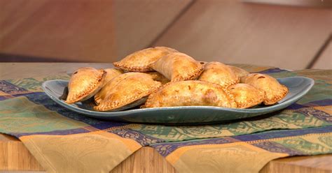 Love Mom's Cooking: Natalie Morales Makes Her Mom's Empanada Recipe