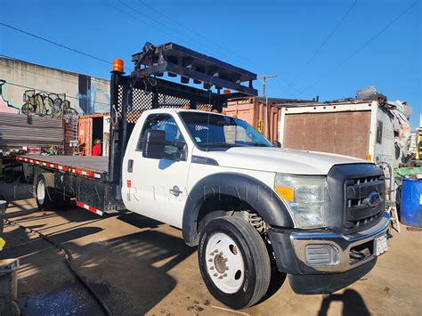 2015 Ford F550 Flatbed Truck