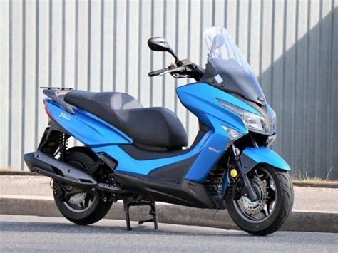 Kymco X Town City 125 présentation fiche technique prix