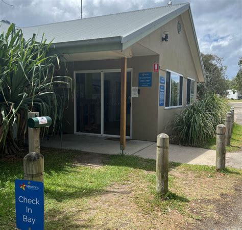 Must see: Red Rock Beach, NSW - Camps Australia Wide