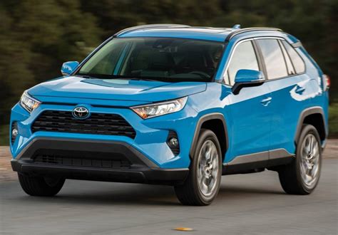 Toyota Suv Modelle Preise Daten Autoscout