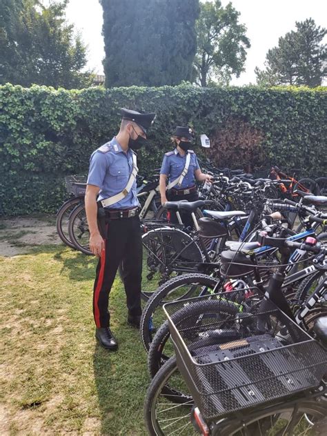 Lazise Ruba Una E Bike E Tenta Di Sottrarsi Al Controllo Dei