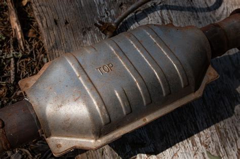 How To Unclog A Catalytic Converter Without Removing It