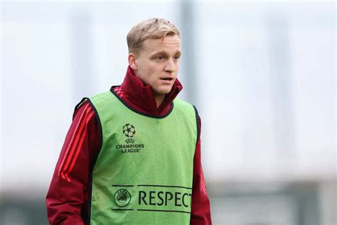 Donny Van De Beek Set For Eintracht Frankfurt Medical Get German