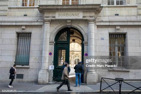 La Sorbonne Paris University Photos and Premium High Res Pictures ...