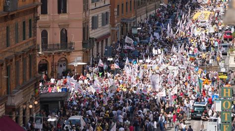 Asse Conte Schlein Fratoianni Il Campo Largo Riparte Dalla Piazza Rossa