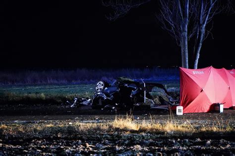 Miertelny Wypadek Na Drodze Ryki Rososz Dnews Pl Regionalny