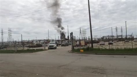 Exxonmobil Is Combating A Fire At Their Baytown Plant Abc13 Houston