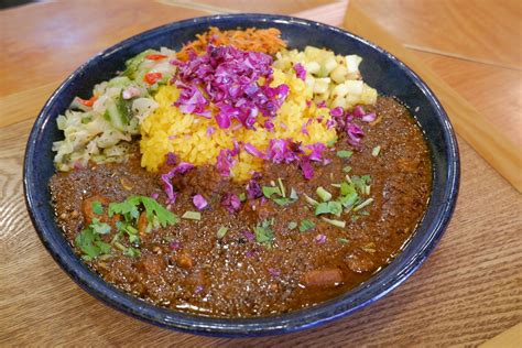 “香りを食べる”新感覚のカレーライス体験でさらなる境地へ。高円寺『スパイスカレー青藍』｜さんたつ By 散歩の達人