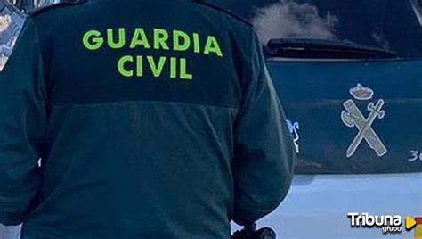 Cuatro agentes españoles detienen en un avión a un pasajero por