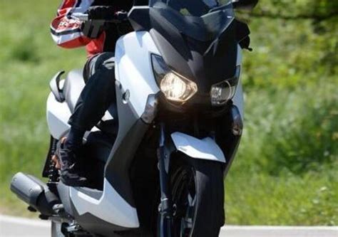 Prova Yamaha X Max 250 Prove Motoit