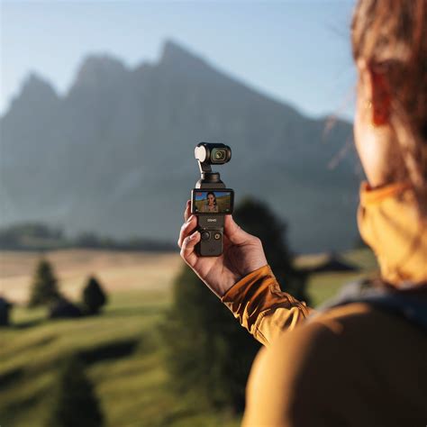 Customer Reviews: DJI Osmo Pocket 3 Creator Combo 3-Axis Stabilized 4K