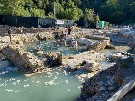 Dall Acqua Statue Di Bronzo Tiscali Cultura