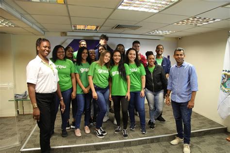 Estudantes do Grau Técnico de Madureira visitam a sede do CRA RJ CRA RJ