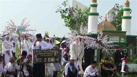 Sambut Ramadan Warga Wonorejo Kaliwungu Gelar Kirab Dugderan Halo