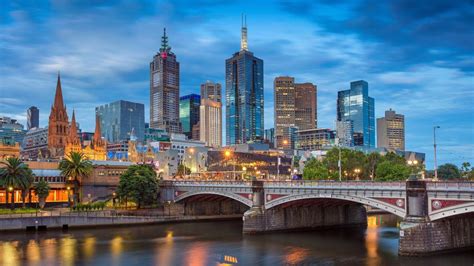 Princes Bridge in Melbourne - backiee