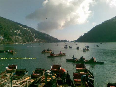 NAINITAL TOURISM :- BOATING | BOATING ON NAINITAL | NAINITAL BOATING ...