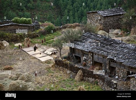 Nepal village house hi-res stock photography and images - Alamy