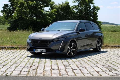 Test Peugeot Sw Gt Puretech Saka