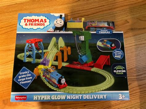 New Thomas Friends Trackmaster Hyper Glow Night Delivery Train Track