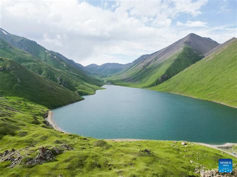 Xinjiang Landschaft Im Bayan Bulag Grasland China Org Cn