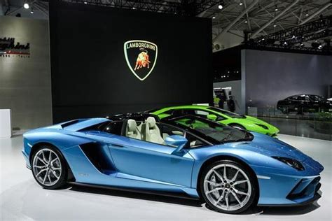 Lamborghini Aventador S Roadster