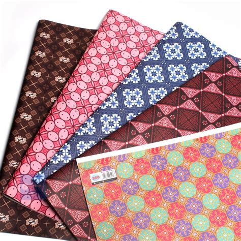 Sidu Kertas Kado Motif Batik Kertas Bungkus Kado Sinar Mega Store