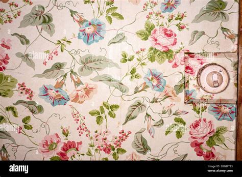 Laura Ashley Wallpaper