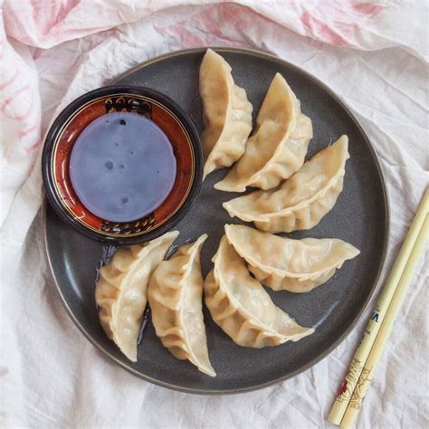 Chinese pork and cabbage dumplings - Caroline's Cooking