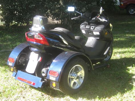 Suzuki Burgman Scooter With Richland Roadster Trike Kit From Trike On