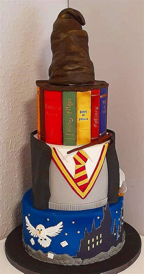 40 The Magical Harry Potter Cake Ideas Grand Harry Potter Cake