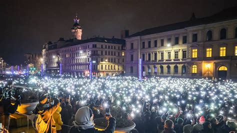 Demonstracje W Niemieckich Miastach Tysi Ce Os B Przeciwko Skrajnej