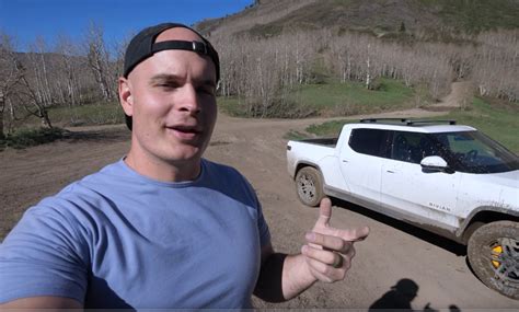 Jerryrigeverything Broke His Rivian R T Pickup