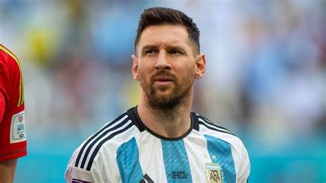 Celebra Adele Declara Ie De Dragoste Pentru Lionel Messi Fanii